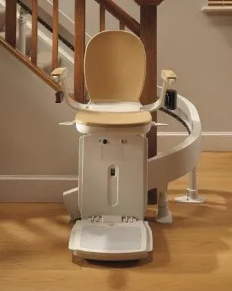 Acorn Treppenlift – neu – bis 120 kg