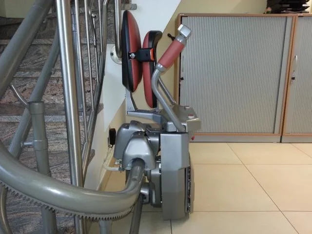 HAWLE Kurventreppenlift – neu – bis 150 kg