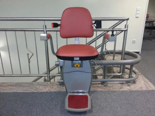 HAWLE Kurventreppenlift – neu – bis 150 kg