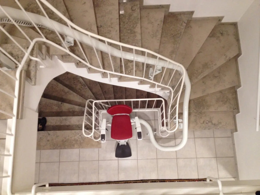 ThyssenKrupp Flow 2 Treppenlift – Gebraucht